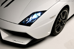 Lamborghini Gallardo LP570-4 Spyder Performante