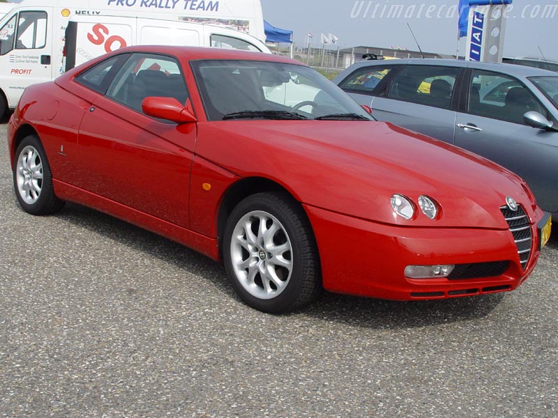 2003 Alfa Romeo Gtv. 2003_alfa_romeo_gtv-1.jpg