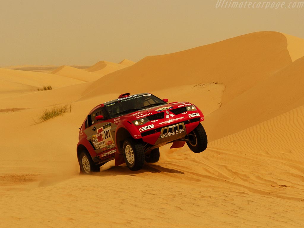 Click here to open the Mitsubishi Pajero Evolution MPR11 gallery