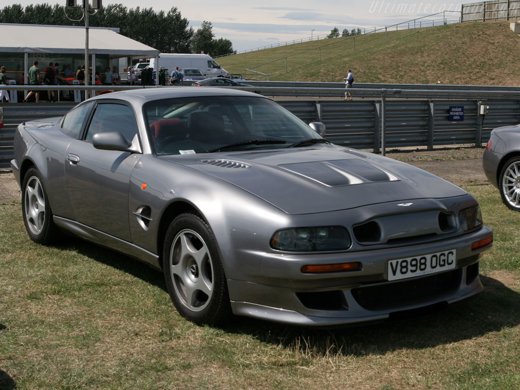 Aston-Martin-V8-Vantage-Le-Mans-V600_1.jpg