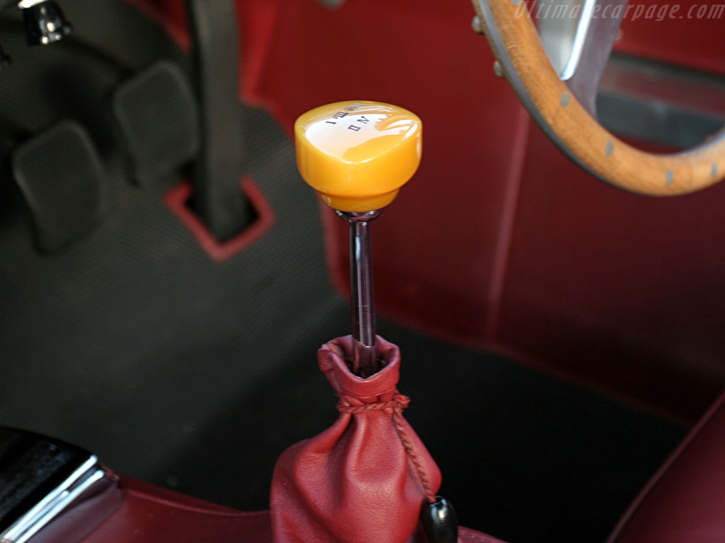 http://www.ultimatecarpage.com/images/large/2815-15.jpg