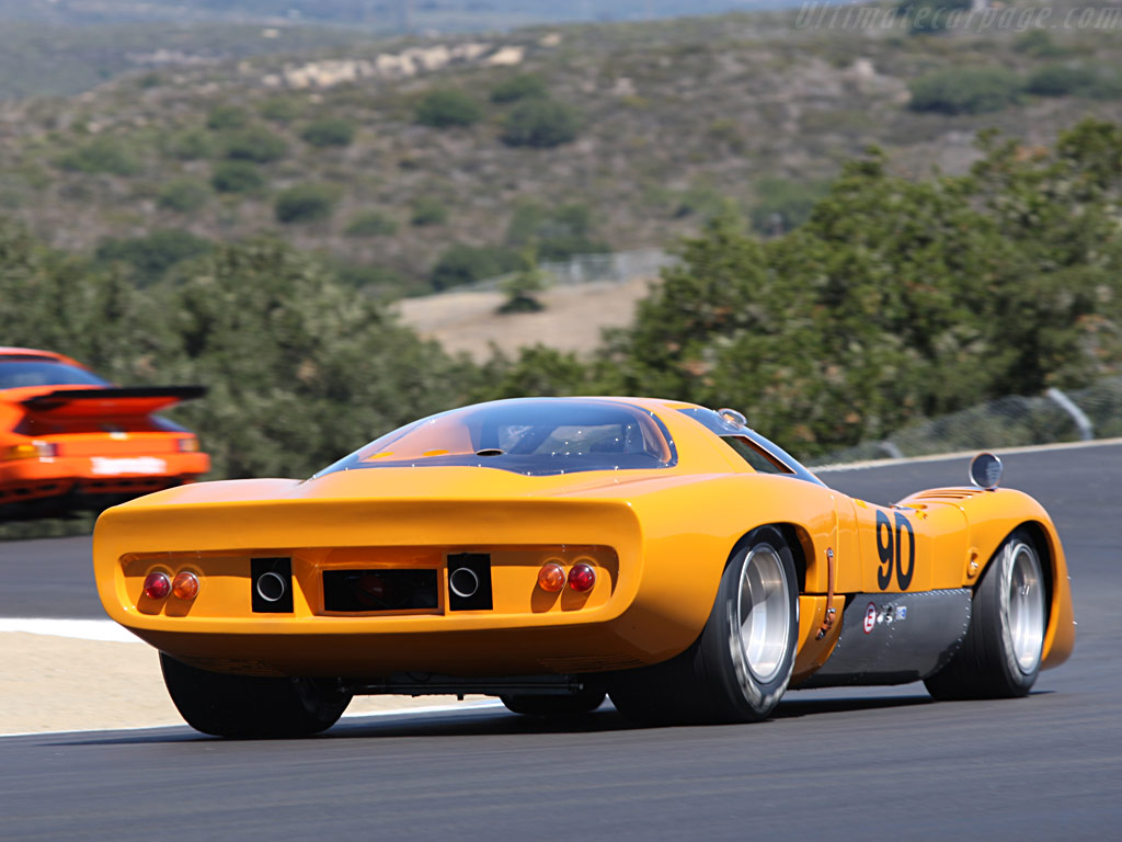 http://www.ultimatecarpage.com/images/large/315/McLaren-M6GT-Chevrolet_6.jpg