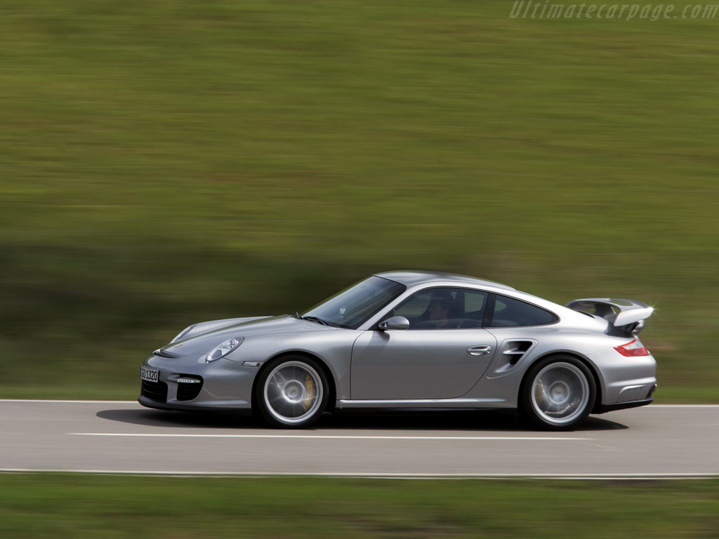 Porsche-997-GT2_3.jpg