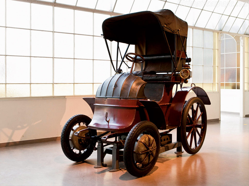 Click here to open the Lohner-Porsche Mixte Voiturette gallery