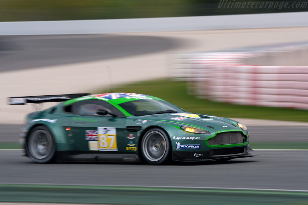 Aston+martin+vantage+gt2