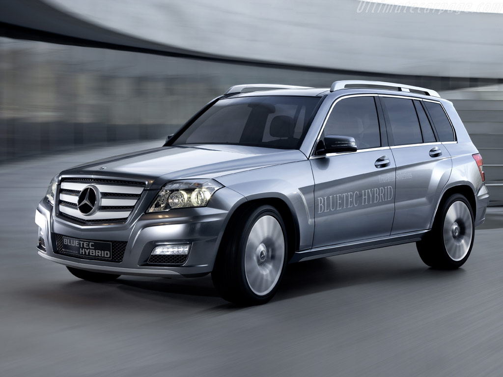 Click here to open the Mercedes-Benz Vision GLK Bluetec Hybrid gallery