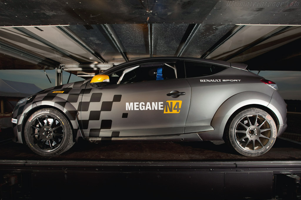 Renault M gane RS N4 High Resolution Image 4 of 6 