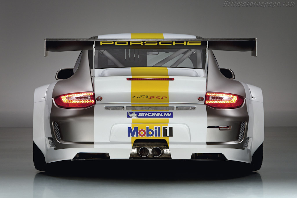 http://www.ultimatecarpage.com/images/large/4669/Porsche-997-GT3-RSR-Evo--11_7.jpg