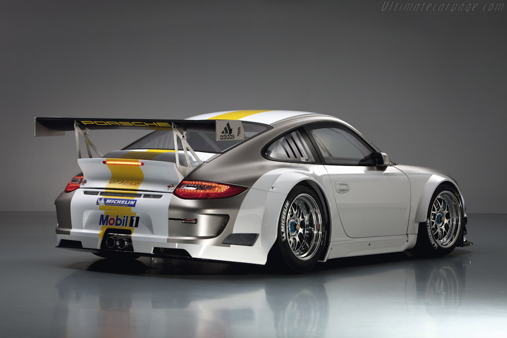 http://www.ultimatecarpage.com/images/large/4669/Porsche-997-GT3-RSR-Evo--11_8.jpg