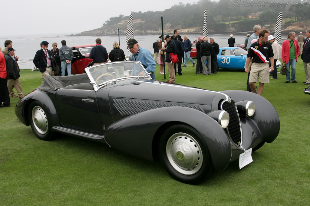 Click here to open the Alfa Romeo 8C 2900B Corto Pinin Farina Spider gallery