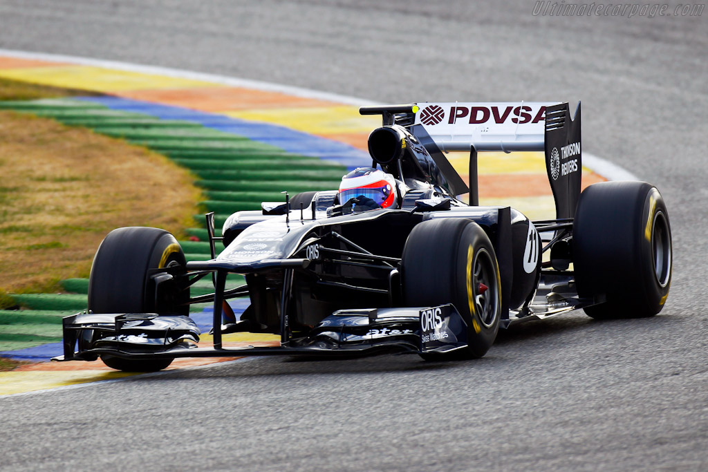 Click here to open the Williams FW33 Cosworth gallery