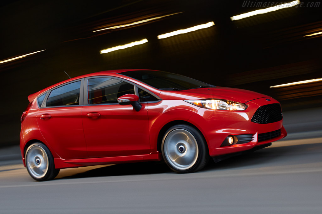 Click here to open the Ford Fiesta ST gallery