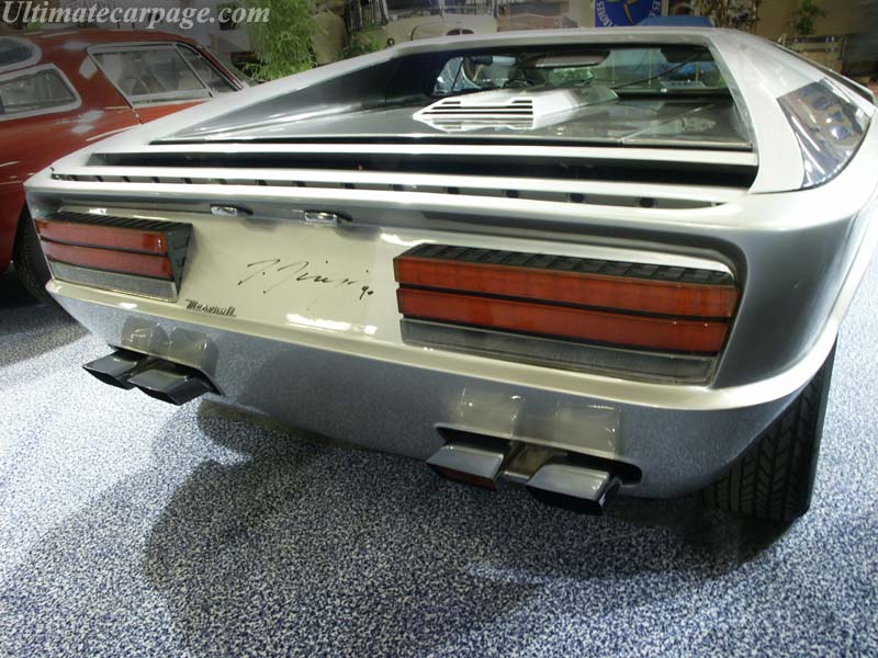 Maserati-Boomerang_4.jpg