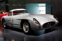 Mercedes-Benz 300 SLR Uhlenhaut Coupe