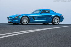 Mercedes-Benz SLS AMG Coupe Electric Drive