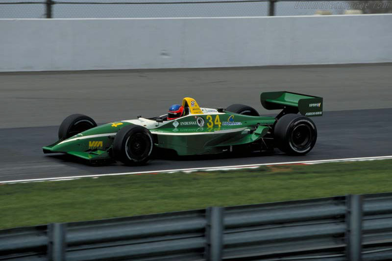 Lola B2K/00 Cosworth