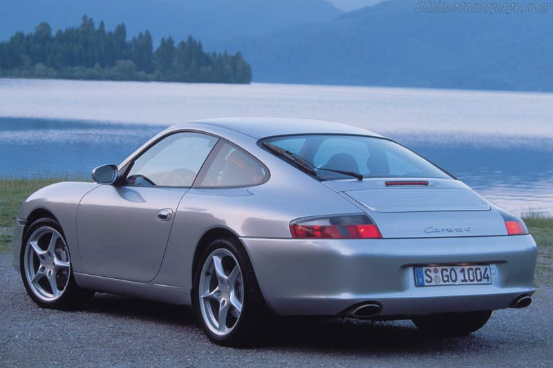 Porsche 996 Carrera 4