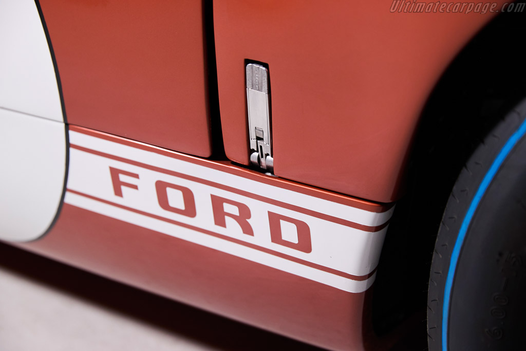 Ford GT40 Mk II