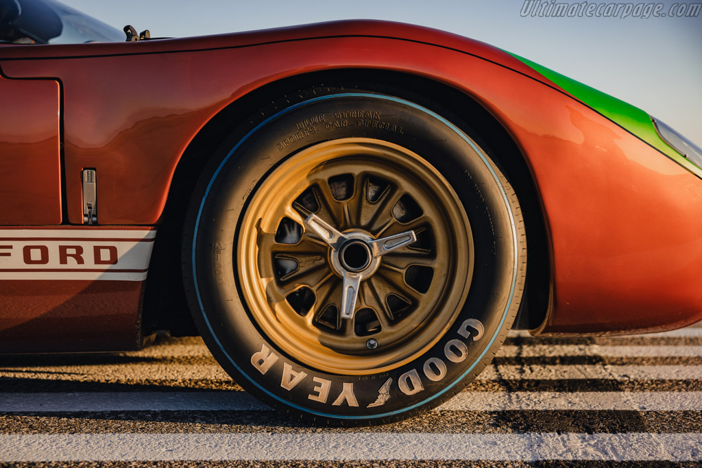 Ford GT40 Mk II