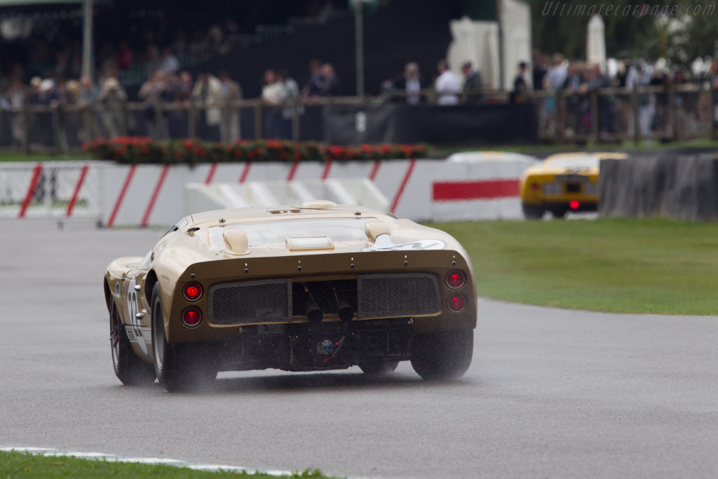 Ford GT40 Mk II - Chassis: GT40P/1016  - 2013 Goodwood Revival