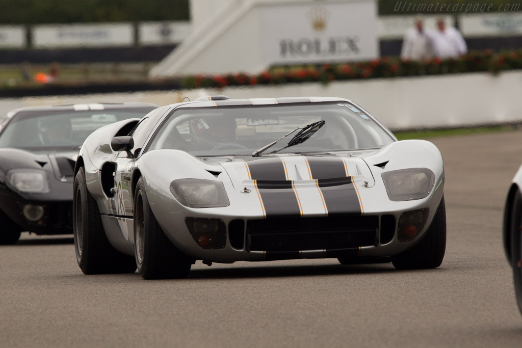 Ford GT40 Mk II - Chassis: GT40P/1012  - 2013 Goodwood Revival