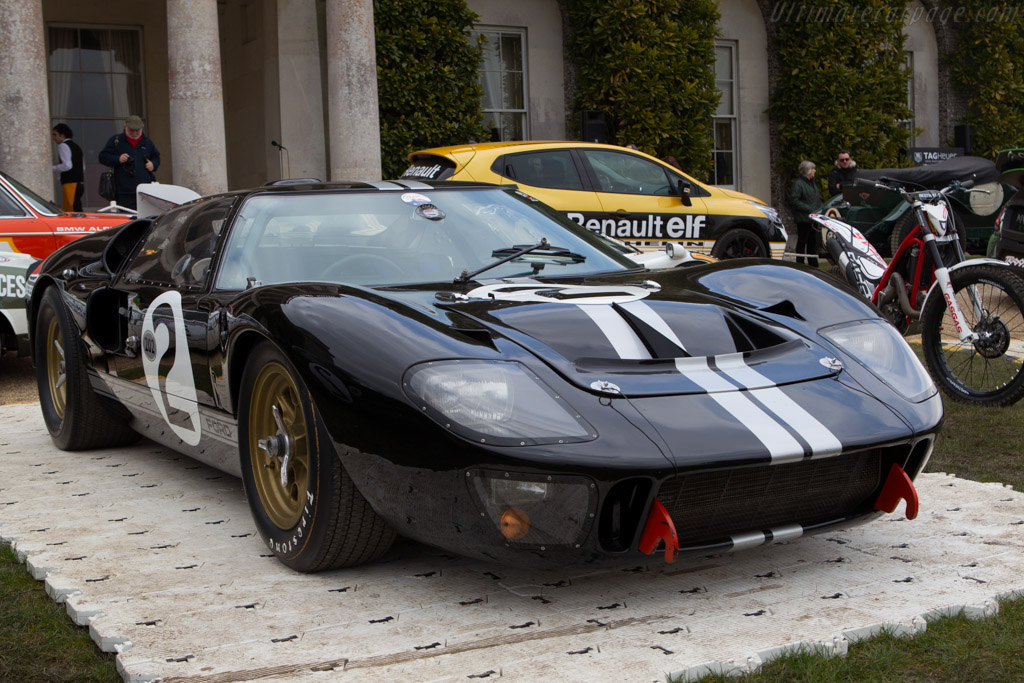 Ford GT40 Mk II - Chassis: GT40P/1046  - 2013 Goodwood Preview