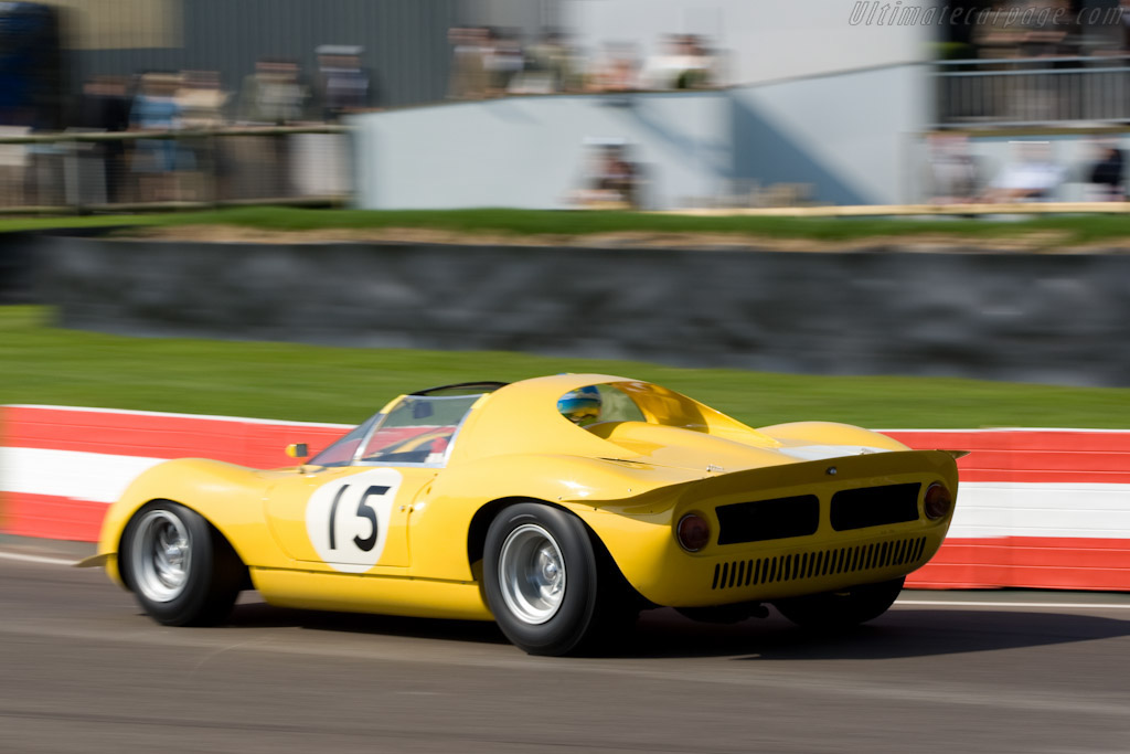 Ferrari 206 S Dino Spyder - Chassis: 032  - 2008 Goodwood Revival