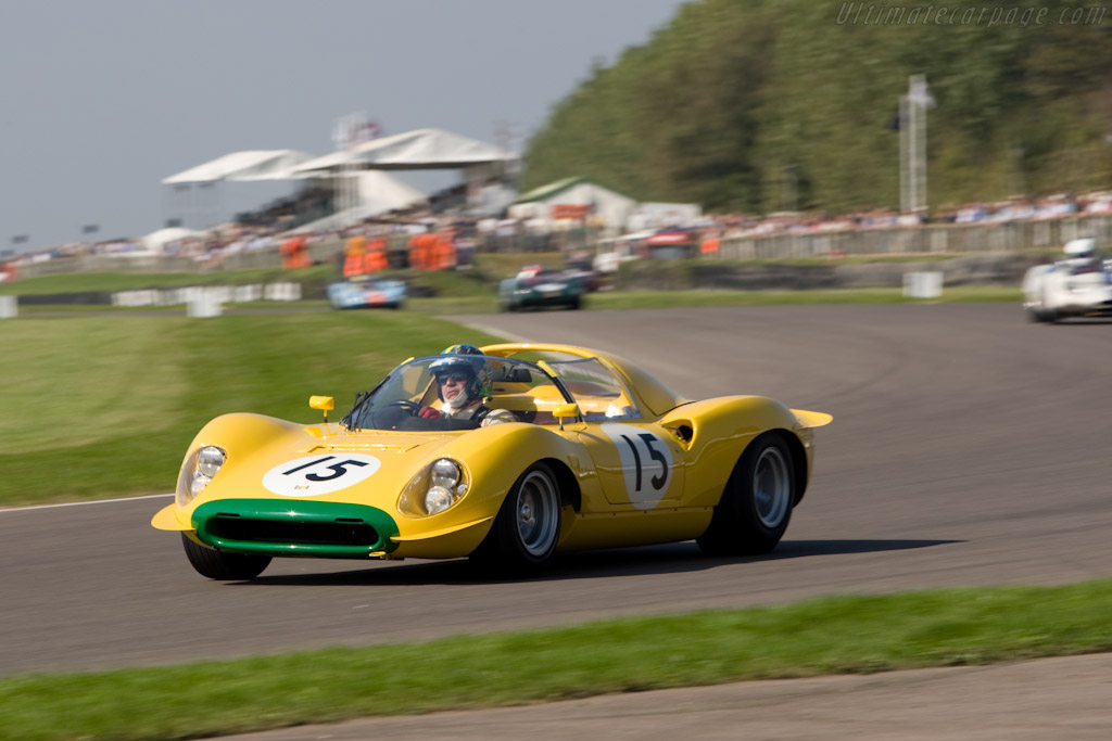 Ferrari 206 S Dino Spyder - Chassis: 032  - 2008 Goodwood Revival