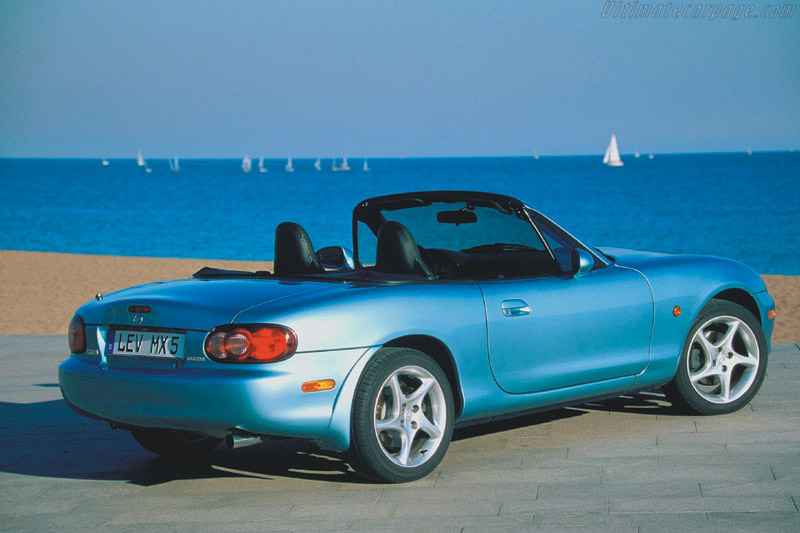 Mazda MX-5 Sport