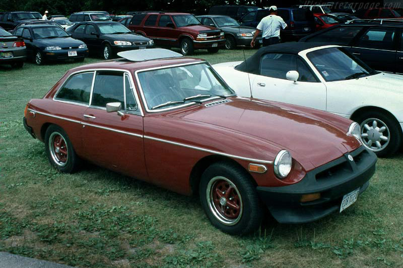 MG B GT