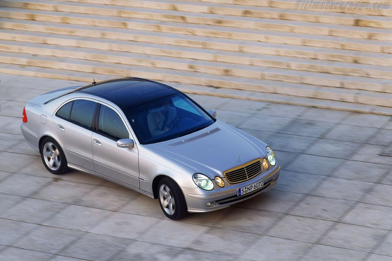 Mercedes-Benz E 320 Avantgarde