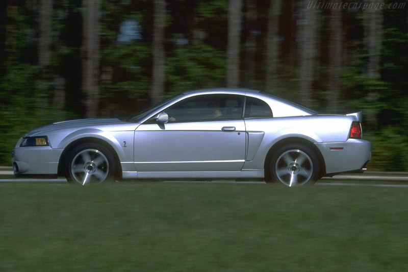 Ford Mustang Cobra SVT