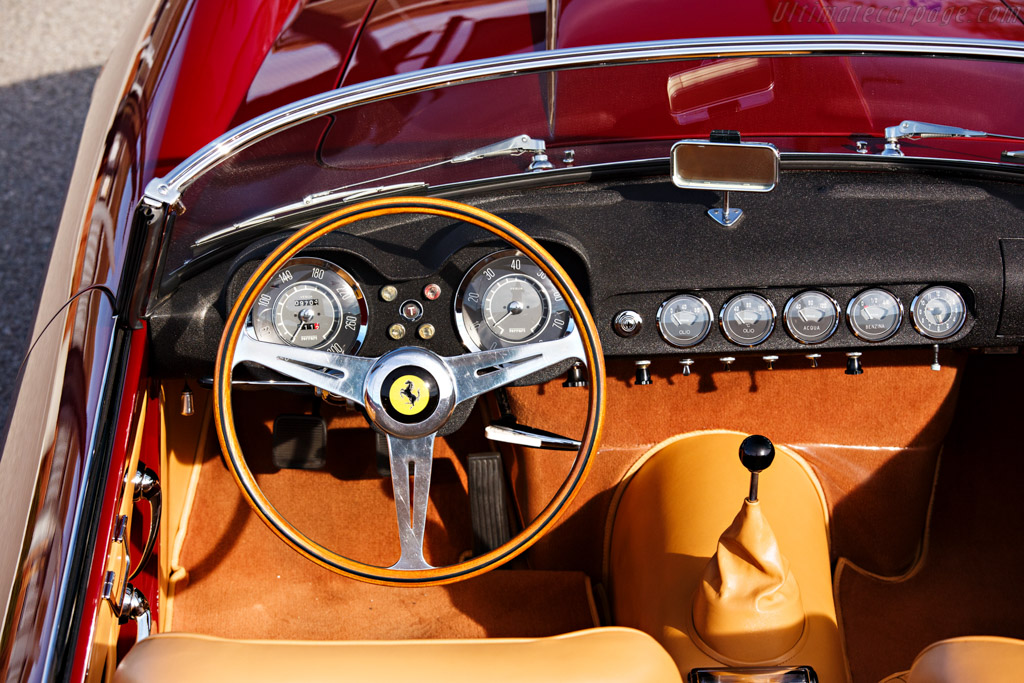 Ferrari 250 GT LWB California Spyder