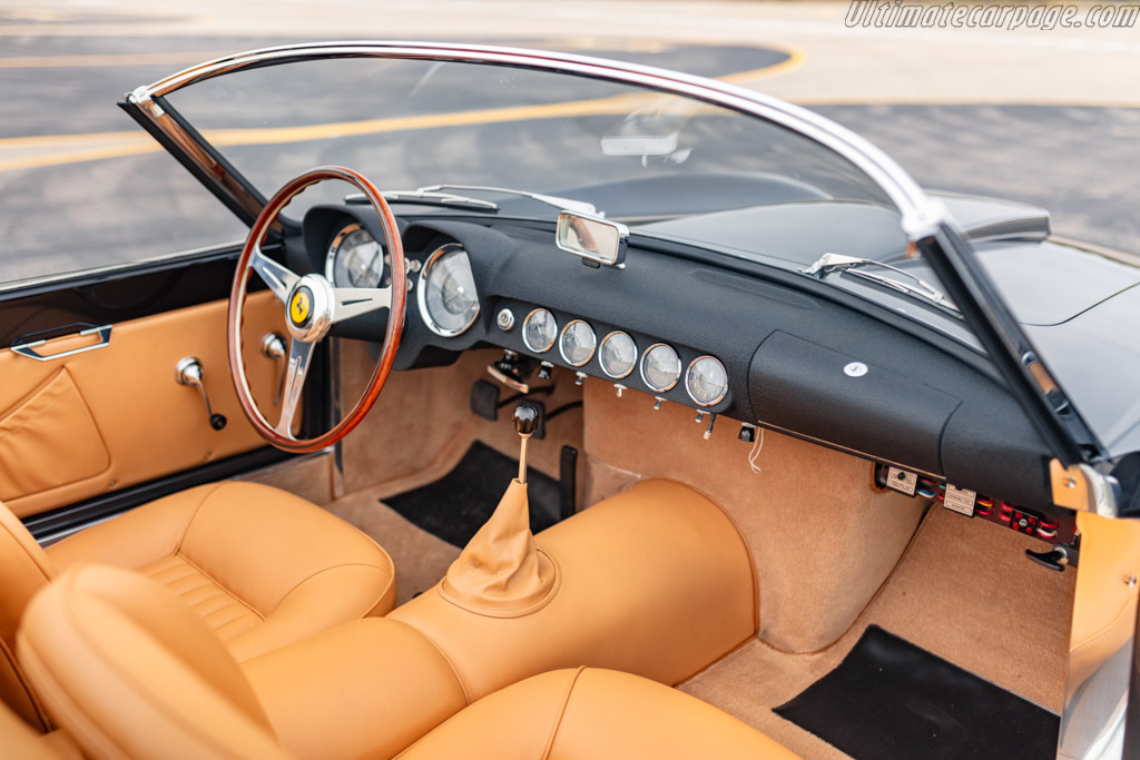 Ferrari 250 GT LWB California Spyder