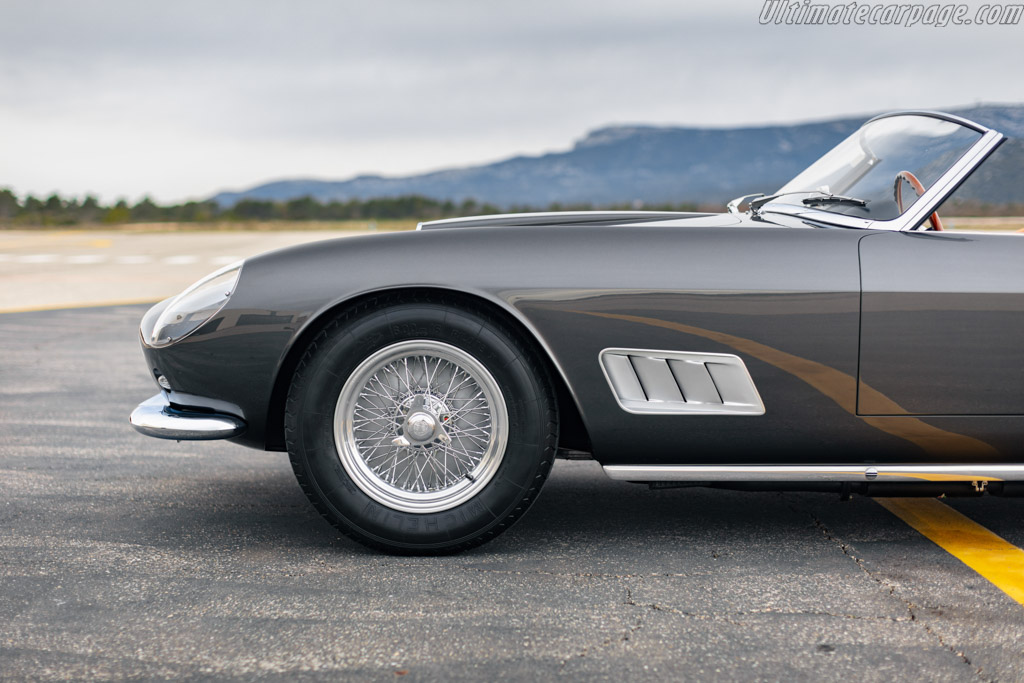Ferrari 250 GT LWB California Spyder