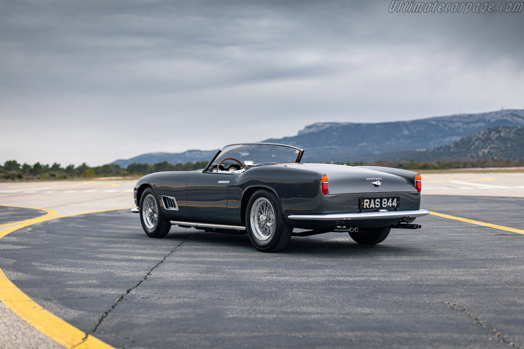 Ferrari 250 GT LWB California Spyder