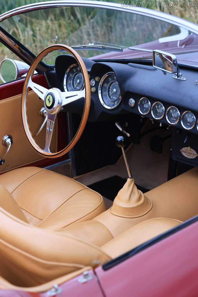 Ferrari 250 GT LWB California Spyder