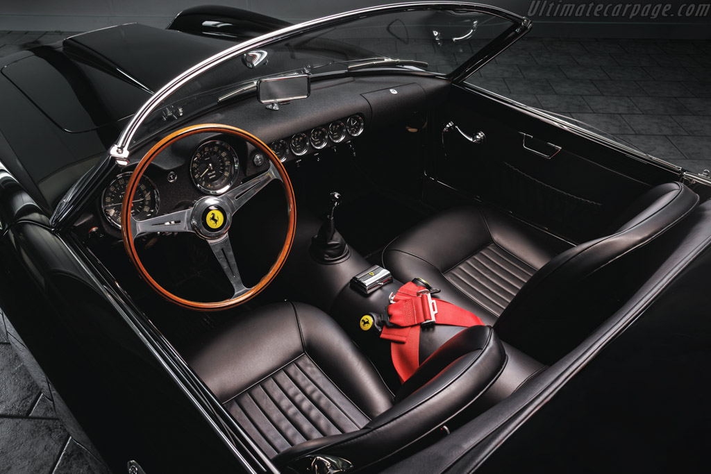 Ferrari 250 GT LWB California Spyder