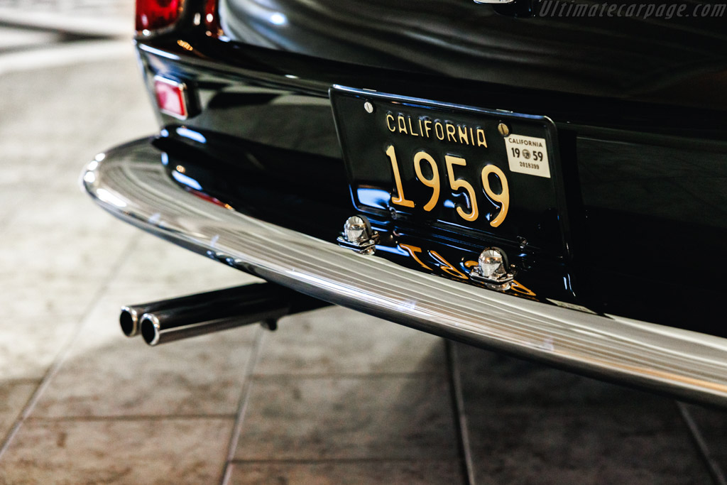 Ferrari 250 GT LWB California Spyder