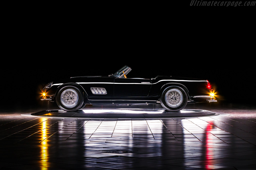 Ferrari 250 GT LWB California Spyder