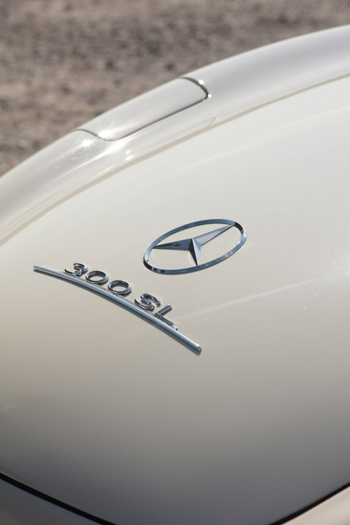Mercedes-Benz 300 SL Roadster