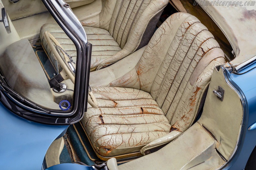 Mercedes-Benz 300 SL Roadster