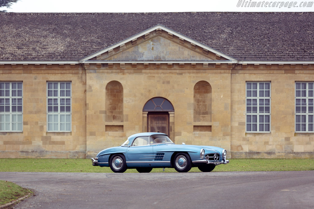 Mercedes-Benz 300 SL Roadster