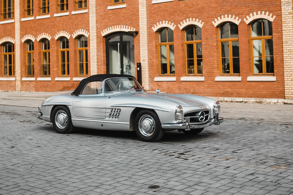 Mercedes-Benz 300 SL Roadster