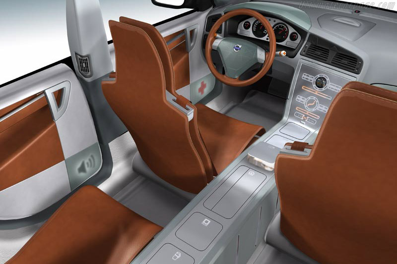 Volvo ACC 2
