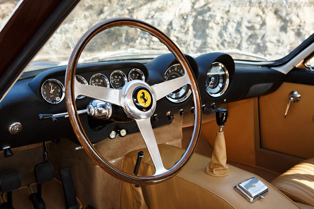 Ferrari 250 GT Lusso