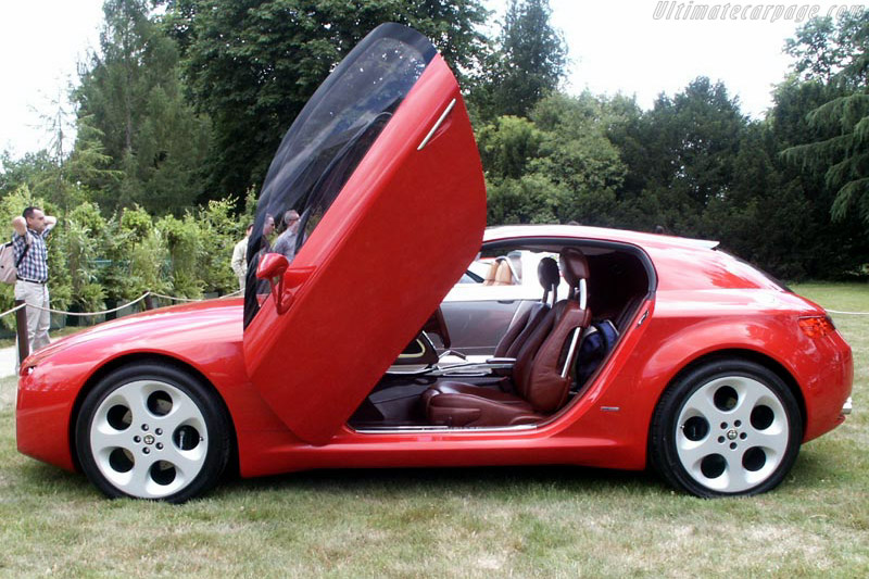 Alfa Romeo Brera Concept   - 2002 Louis Vuitton Classic