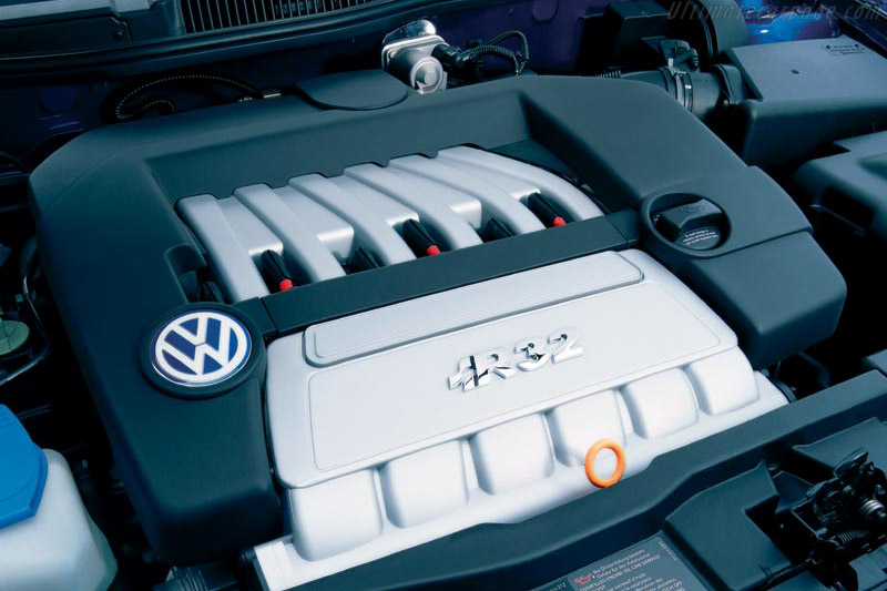 Volkswagen Golf IV R32