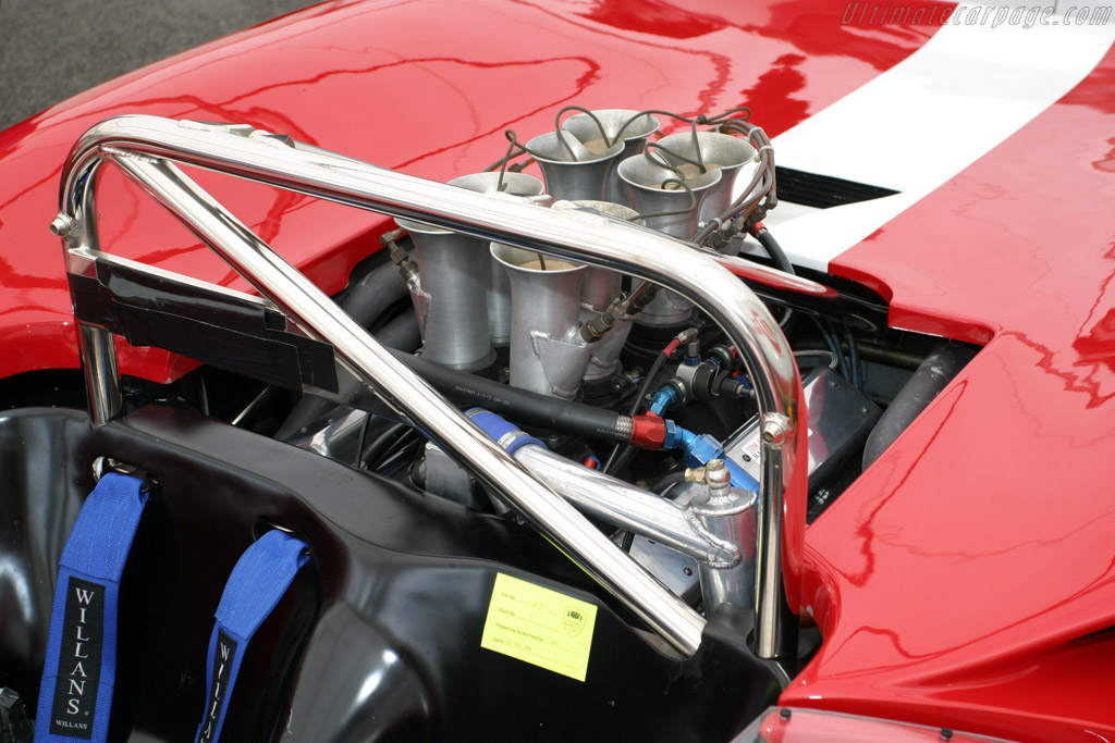 Lola T70 Mk3B Spyder Chevrolet - Chassis: SL75/123  - 2005 Silverstone Classic