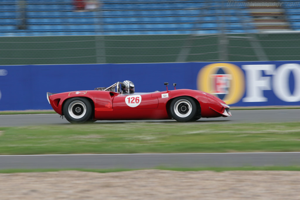 Lola T70 Mk3B Spyder Chevrolet - Chassis: SL75/123  - 2005 Silverstone Classic
